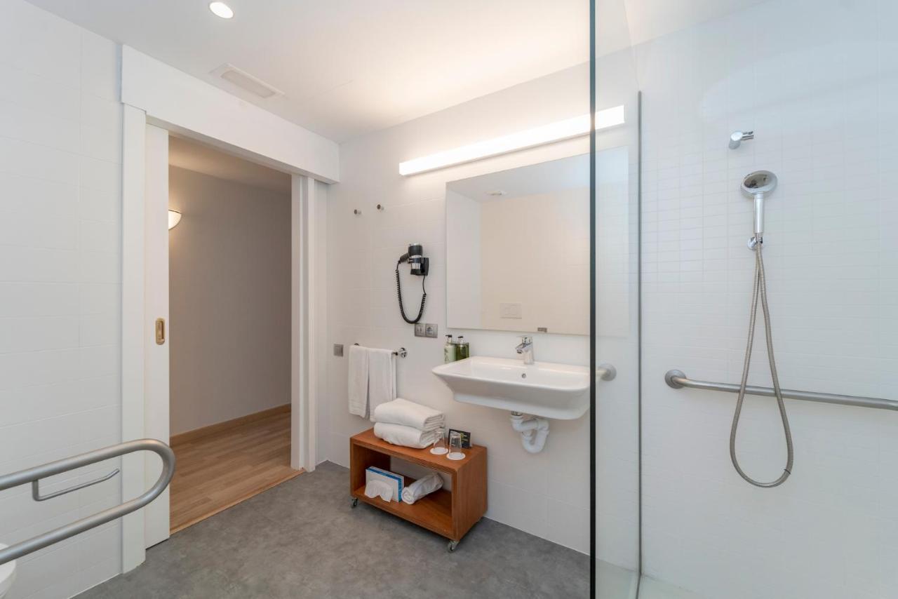 Artiem Apartamentos Maó Exterior foto